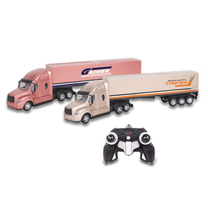 Camión y Remolque RC Grandes de 55 cm con Luces Realistas, Batería Recargable, Control Remoto Profesional para Transporte - Product Image 1