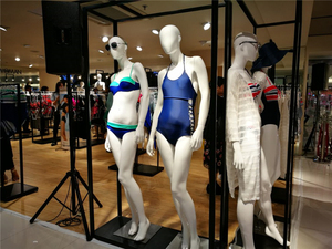 Espositore per Bikini Personalizzato per Negozi di Costumi da Bagno Allestimento Negozio Espositore per Bikini - Product Image 4