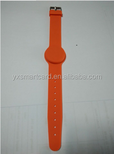 צמיד RFID מסיליקון מתכוונן 125 קילו-הרץ, דגם Tag-05, עמיד למים, פסיבי, עם שבב EM4305, לשימוש בקרת גישה וחברות - Product Image 2