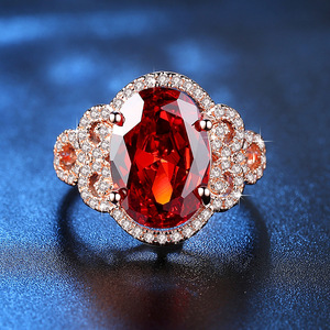 Gioiello da sposa europeo grande pera <span class=keywords><strong>rosso</strong></span> rubino zircone gemma 18K <span class=keywords><strong>oro</strong></span> rosa placcato CZ Micro anelli di fidanzamento pavimentati - Product Image 3