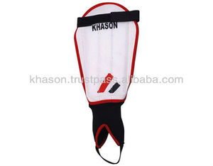 OEM DE ALTA CALIDAD PERSONALIZAR ESPINILLAS PLÁSTICO FÚTBOL ENTRENAMIENTO ESPINILLERAS DE FÚTBOL DE PLÁSTICO ESPINILLERÍA DE ALTA CALIDAD FÚTBOL DISEÑO PERSONALIZADO - Product Image 3