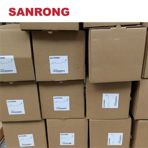 Cilindro de Vapor <span class=keywords><strong>Carel</strong></span> BL0T2C00H2 de 460 Voltios, 3 Fases, 5-8KG/H - Product Image 2