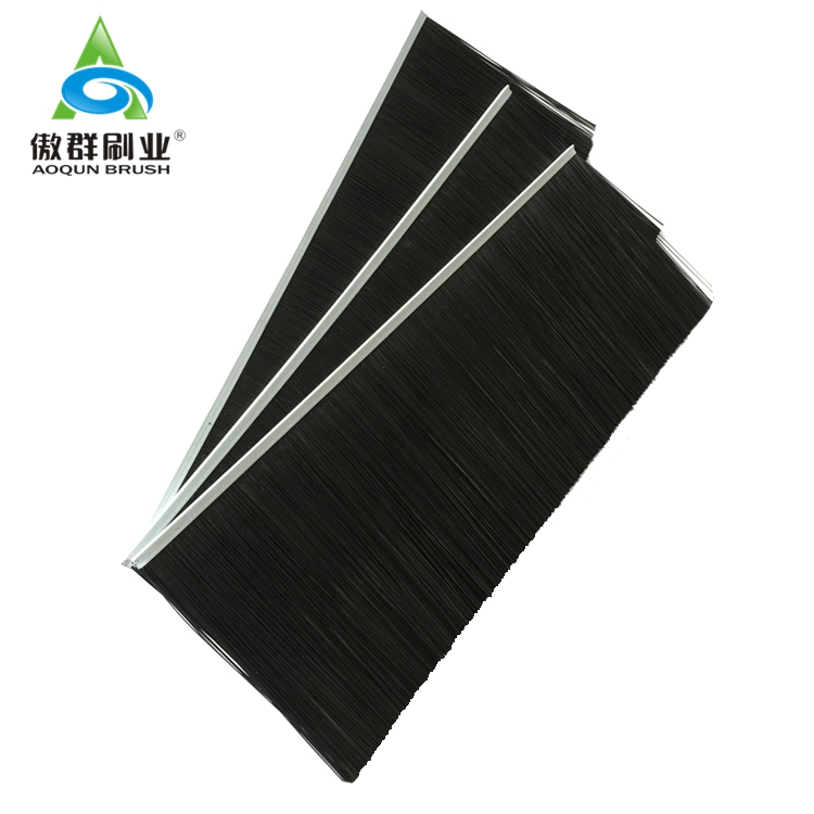 Уплотнения для проникновения дыма и огнестойкие щетчатые уплотнения