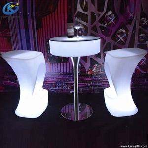 Set da giardino <span class=keywords><strong>LED</strong></span> mobili da esterno sedie e tavoli illuminano