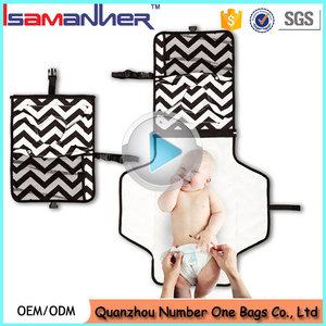 2 en 1 unisex pañal del bebé cambio de embrague, impermeable con cambiador para bebés cojín del pañal embrague - Product Image 1