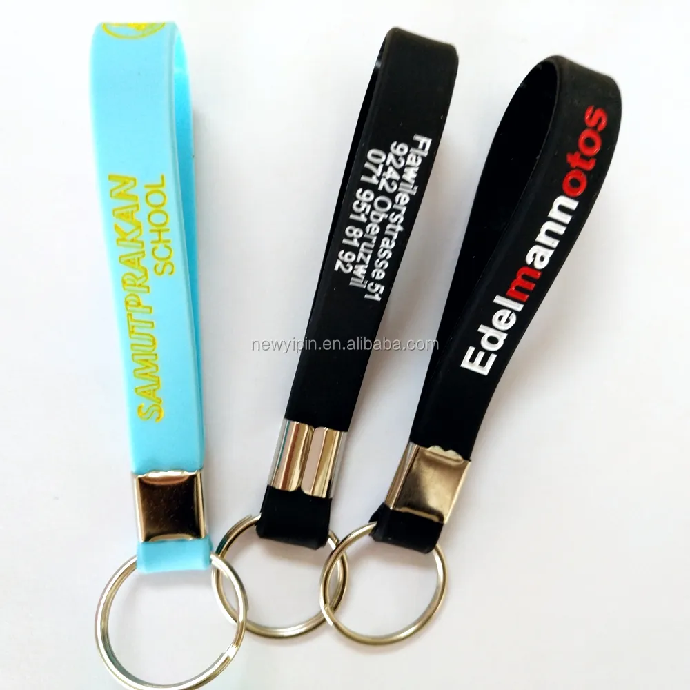 Bán Hot Custom Logo AD Loop PVC Keyring Silicone Wristband móc khóa với một Clip kim loại và một vòng kim loại