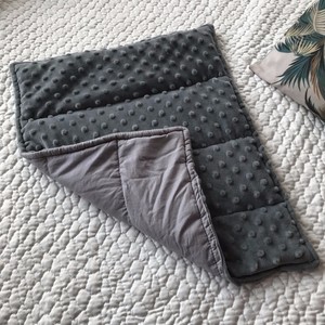 Coperta Sensoriale Pesata 100% Cotone Biologico da 4,5 kg per Bambini - Product Image 2