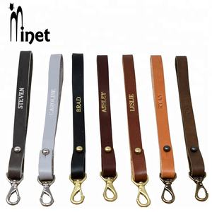 Portachiavi in Pelle per Casa e <span class=keywords><strong>Auto</strong></span> con Logo Personalizzato, Portachiavi da Polso in Pelle PU per <span class=keywords><strong>Uomo</strong></span> con Gancio a Clip - Product Image 3