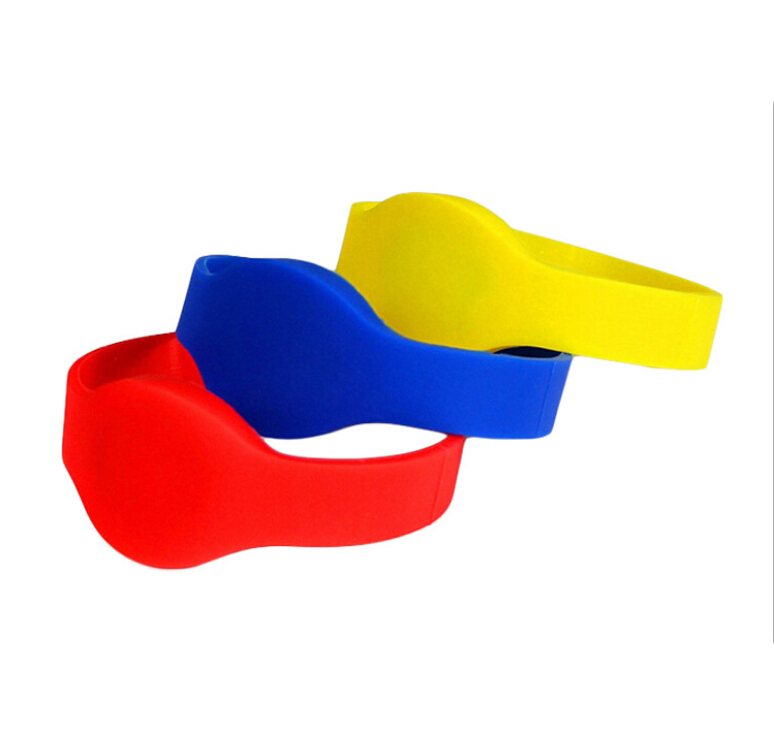 Пользовательские силиконовые модные регулируемые Смарт часы браслет