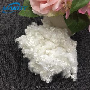 Fibre de <span class=keywords><strong>Dacron</strong></span> 100% Polyester Matériel de rembourrage en fibre de polyester Fibre de polyester en vrac pour le rembourrage - Product Image 3