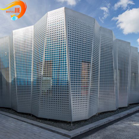 Revêtement de façade moderne, murs-rideaux en acier inoxydable perforé avec un design traditionnel, revêtement en poudre et assemblage facile