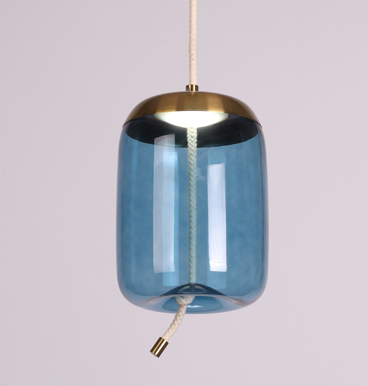 C (Clair/Cognac/Fumée/Bleu Aqua)