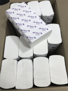 <span class=keywords><strong>Essuie</strong></span>-mains en <span class=keywords><strong>papier</strong></span> à plis multiples gaufré en pâte vierge blanche de vente directe bon marché d'usine - Product Image 6