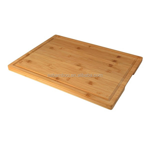Planche à découper en bambou rainurée sur mesure avec des normes de sécurité alimentaire - Product Image 2