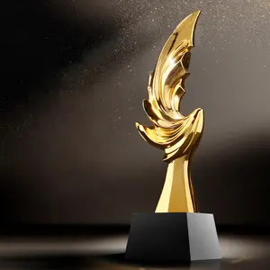 Shining flying gold resin crystal trophy for excellent stuff