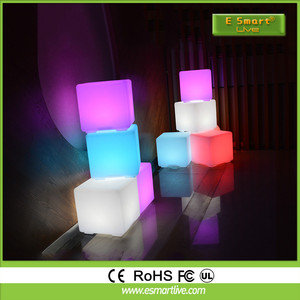 Bar meubles table et chaise led cube chaise ensemble en plastique intérieure et extérieure - Product Image 3