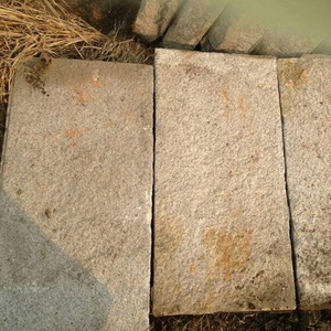 Fait à la main pour jardin, roche antique, prédécoupée - Product Image 1