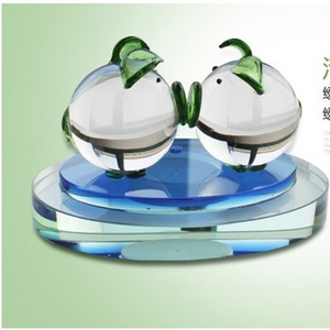 Bottles of perfume CRYSTAL in car accessories Lovers <strong>kissing</strong> <strong>pigs</strong> - Product Image 2