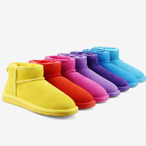 <span class=keywords><strong>Racchette</strong></span> <span class=keywords><strong>Da</strong></span> <span class=keywords><strong>Neve</strong></span> In Pelle Scamosciata Del Faux Stivali di Pelliccia Caldo di Inverno delle donne Molti Colori <span class=keywords><strong>per</strong></span> La Scelta - Product Image 1