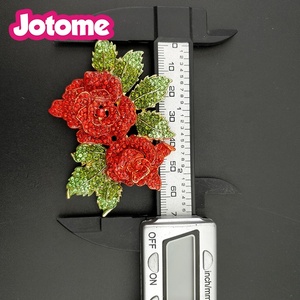 Joyería de moda para mujer, alfileres de flores chapados en oro, rosa roja grande con broche de hoja, regalo
