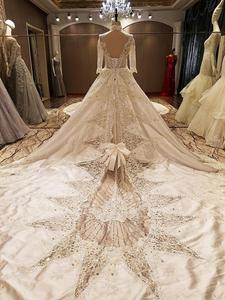 Abito da Sposa Vintage con Collo Alto in Tulle Stile Ao Dai - Product Image 4