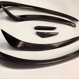 W176 <span class=keywords><strong>W117</strong></span> W218 W212 W207 CLS <span class=keywords><strong>CLA</strong></span> UN E grado di Auto In Fibra di Carbonio Lama D'aria Splitter - Product Image 1