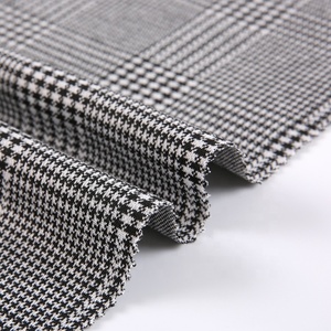 Textiel Doek Geblokte Jacquard Garen Dikke Vrouwen Pak Winter Kleding Tessuti Stof En Textiel Voor Kleding - Product Image 2