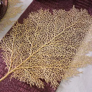 Metallic coral pvc blad vormige placemat, milieuvriendelijke mooie anti-slip goud plastic PE blad tafel placemat