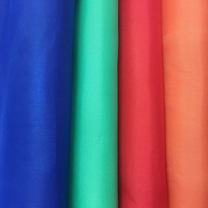 190T-210T ลามิเนตโพลีเอสเตอร์ผ้าแพรแข็ง PVC เสื้อกันฝนผ้าสำหรับกระเป๋า/เต็นท์/เสื้อผ้า - Product Image 4