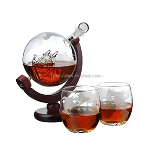 Geätzte World Globe Whisky Dekan ter Sets werden mit Granit Whisky Stein geliefert