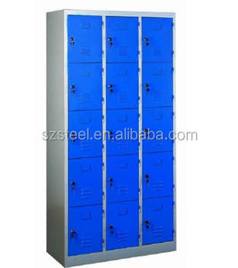 Casier de rangement industriel à trois portes - Product Image 1
