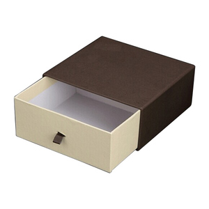 Caja de Almacenamiento Negra de Papel Especial, Estilo Cajón, para Cinturones, Diseño Más Reciente, Disponible en Existencia - Product Image 1
