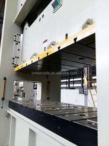 Kemade H telaio 400 tonnellata H Tipo Pressa Meccanica con Aria Frizione e Freno - Product Image 4