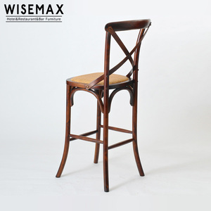 Vente en gros de meubles WISEMAX Tabouret de <span class=keywords><strong>bar</strong></span> en bois de chêne à dossier croisé de style antique avec siège en rotin Restaurant Dining X <span class=keywords><strong>Chaise</strong></span> de <span class=keywords><strong>bar</strong></span> haute - Product Image 2