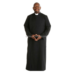 Sotana Negra Básica / Sotana de Uso Diario / Vestimenta de Jesuita - Product Image 4