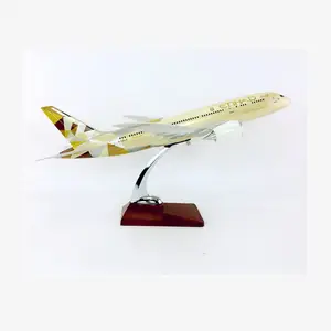 Kualitas tinggi 43CM B787-8 Resin penumpang Glider pesawat kargo Model Diecast mainan dengan cetak Logo klien