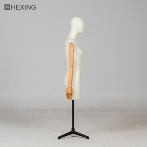 Maniquí de busto con articulaciones móviles, brazos de madera - Product Image 2