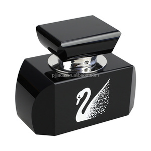 Bottiglia di Profumo K9 Personalizzata Sabbiata a Forma di <span class=keywords><strong>Cigno</strong></span> 3ml Nera Stile Arabo Dubai Lussuosa Bottiglia Quadrata in Cristallo per Oli Essenziali - Product Image 1