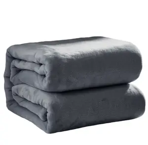 नई 2023 उत्पादों सादे पॉलिएस्टर मोटी मूंगा ऊन कंबल चादरें एयर कंडीशनिंग के लिए घुटने कंबल कस्टम कंबल सोफे