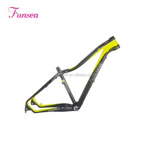 2018 nuevo diseño 26 pulgadas piezas <span class=keywords><strong>nieve</strong></span> bicicleta cuadro de <span class=keywords><strong>la</strong></span> bicicleta de fibra de carbono MARCO DE <span class=keywords><strong>LA</strong></span> BICI - Product Image 3