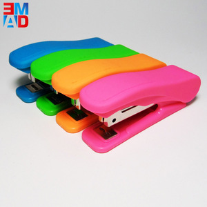 Oficina Manual Estándar <span class=keywords><strong>mesa</strong></span> <span class=keywords><strong>de</strong></span> plástico tipo <span class=keywords><strong>de</strong></span> <span class=keywords><strong>Grapadora</strong></span> con removedor - Product Image 1