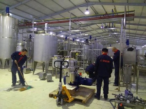 Hoàn chỉnh Uht Sữa Dây Chuyền Sản Xuất, Chất Lượng cao Sữa Dây Chuyền Sản Xuất Nhà Máy, Sữa Dây Chuyền Sản Xuất Thực Vật - Product Image 4