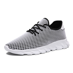 2019 nuevo diseño <span class=keywords><strong>de</strong></span> la venta caliente EVA suela <span class=keywords><strong>de</strong></span> zapatos <span class=keywords><strong>de</strong></span> verano transpirable zapatillas <span class=keywords><strong>de</strong></span> deporte unisex para niños - Product Image 5