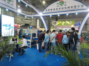 Máquina <span class=keywords><strong>de</strong></span> prensado en frío medio deslizante neumática <span class=keywords><strong>de</strong></span> 3 estaciones <span class=keywords><strong>de</strong></span> trabajo - Product Image 3