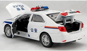 Modellino Auto <span class=keywords><strong>della</strong></span> <span class=keywords><strong>Polizia</strong></span> 1:32 con Suoni e Luci, <span class=keywords><strong>Giocattolo</strong></span> Die-cast a Retrocarica - Product Image 4