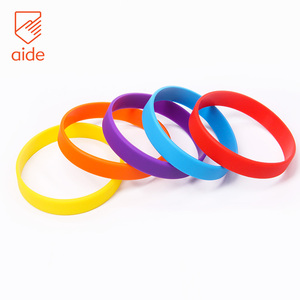 Hochwertige benutzer definierte Gummi Silikon Armband Armband für Werbe geschenk und Veranstaltungen - Product Image 6