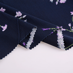 חם מכירה חם נשים בד שמלת קיץ 100% פוליאסטר אנטי-סטטי פרח מודפס דפוס אופנתי - Product Image 3