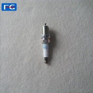 Bujías de Platino de Alta Calidad para Automóviles PTR5F-11 22401-8H515, Bujías para Motor de Automóvil - Product Image 2