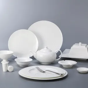 Well Designed elegant design bone china dinnerware