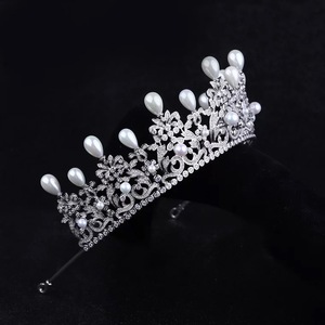 Tiara <span class=keywords><strong>de</strong></span> Princesa con Circonitas para Cumpleaños, Corona Nupcial, Soporte <span class=keywords><strong>de</strong></span> Exhibición y Corona <span class=keywords><strong>de</strong></span> Concurso, Venta al Por Mayor - Product Image 2